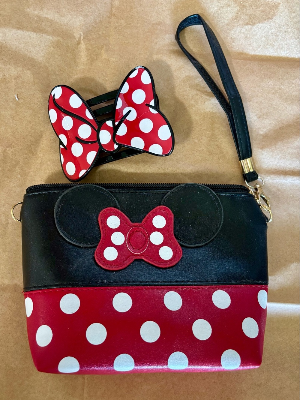 Minnie Mouse Disney Teleties large claw clip and makeup bag.